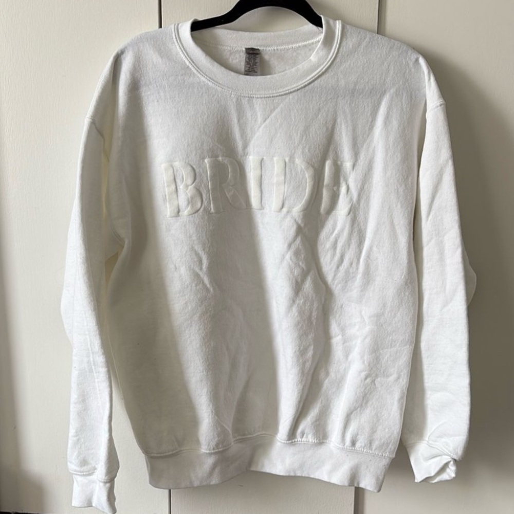 Gildan White Bride Crewneck with Embossed Design